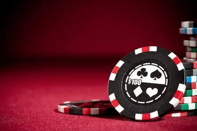 Notifikasi real-time untuk penutupan pasar pada aplikasi mobile topgun77